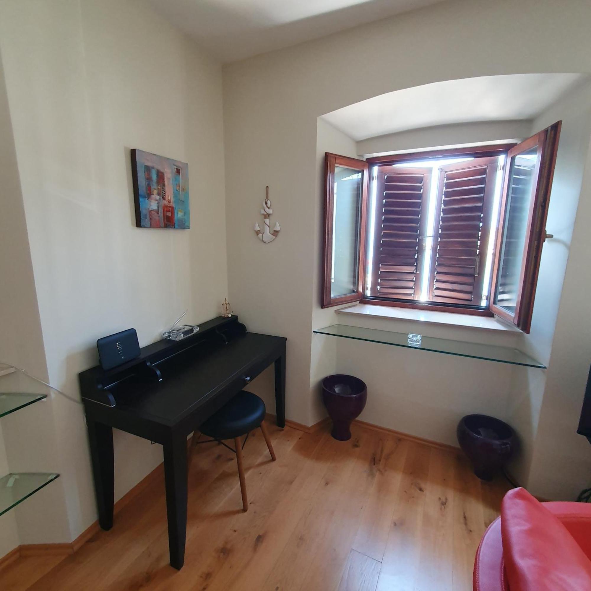 Apartman Neda Jablanac Exterior photo